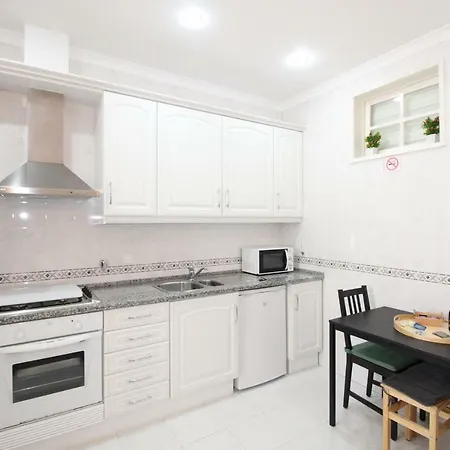 Sete Rios, Near Zoo Lisboa/ Free Wifi-2